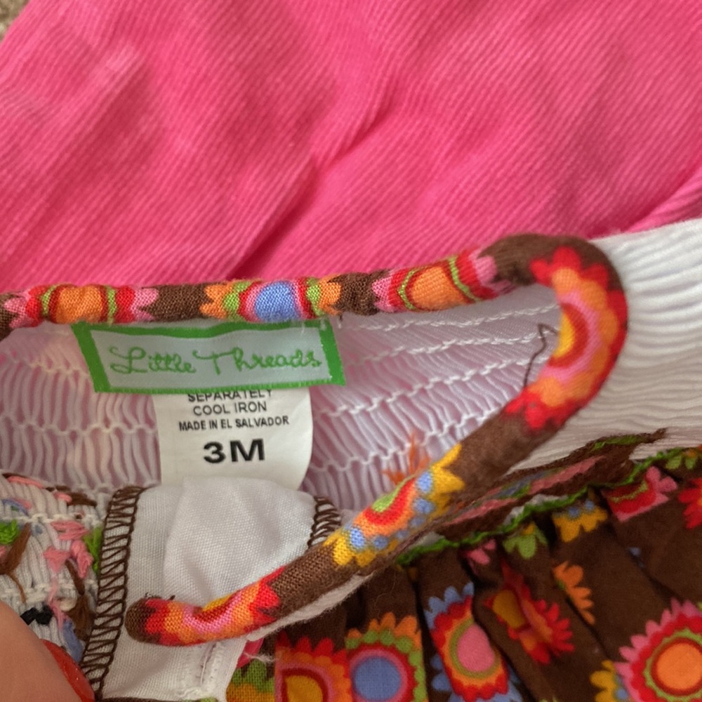Little Threads - Picture 5 of 5